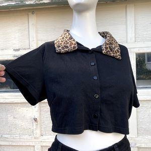 Romwe Animal Print Collar Crop Top